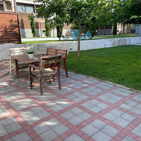 Pool Guesthouse Corinth Екстериор снимка