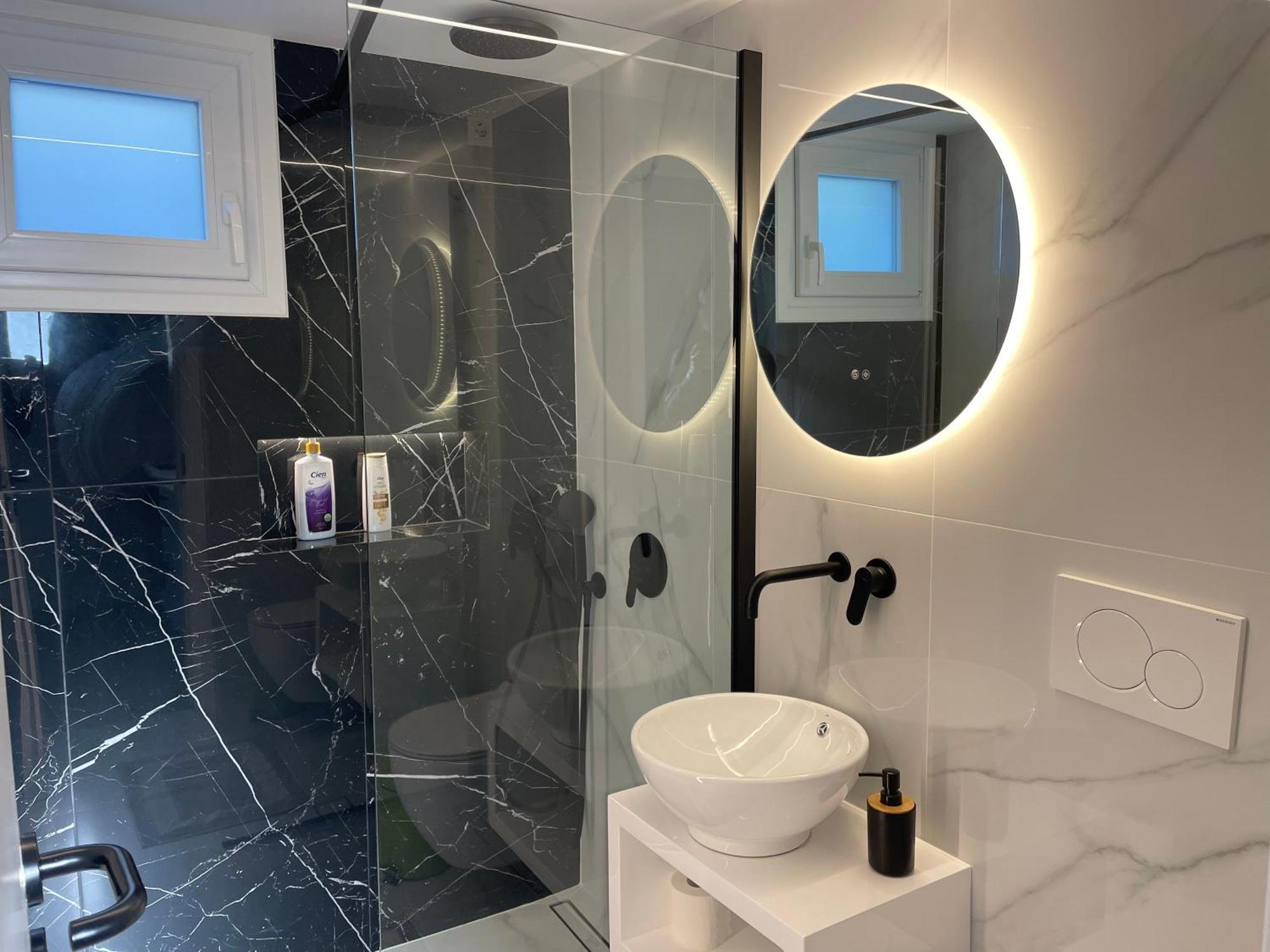 Pool Guesthouse Corinth Екстериор снимка